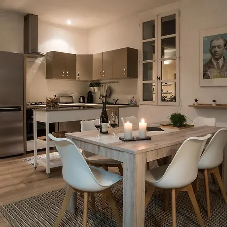 Apartamento La Voile Bleue Châteauneuf-du-Pape Exterior foto